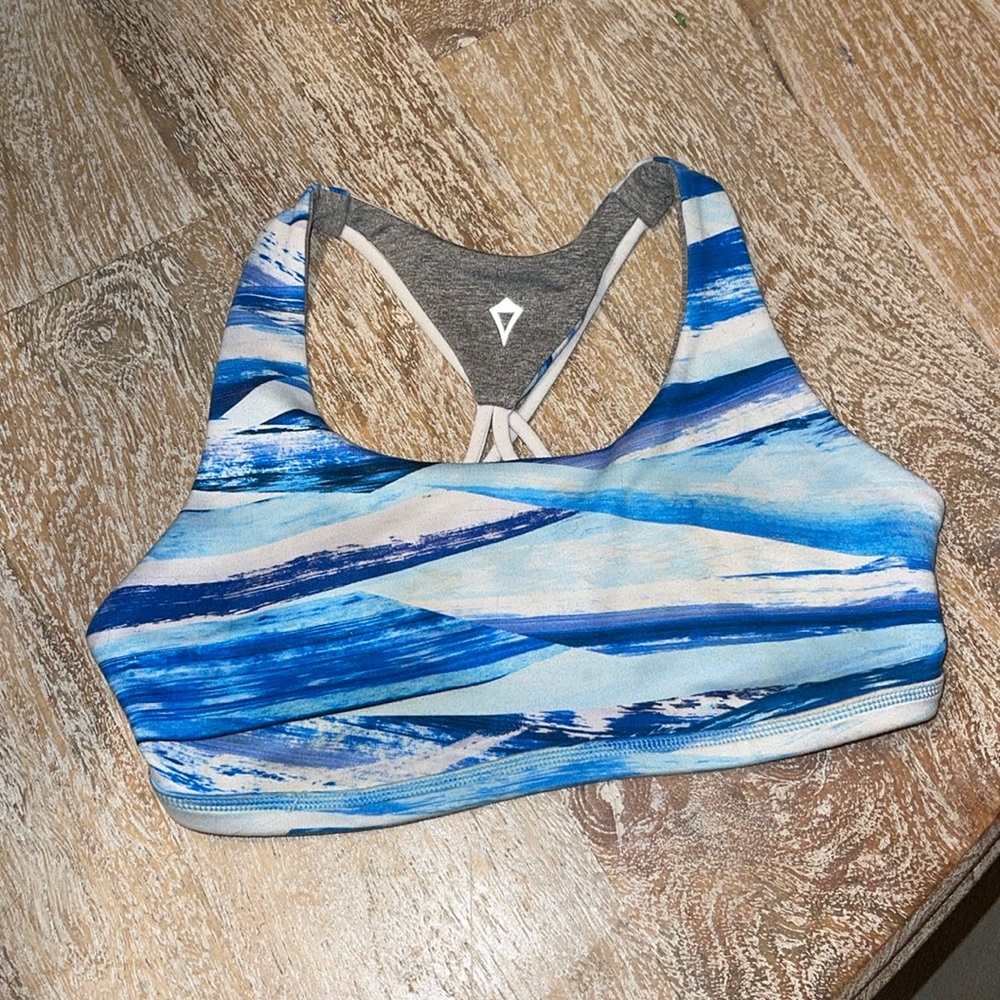 Ivivva sports bra size 10